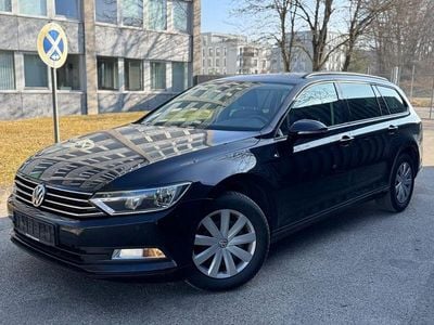 Schwarz Gebraucht 2015 VW Passat Trendline Kombi | 8.990 € (Guter Preis)