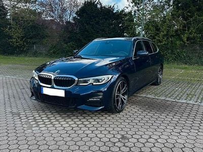 Gebraucht BMW 320 M Sport 190 PS (139 kW) 2019 Blau Kombi