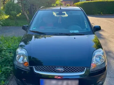 Gebraucht Ford Fiesta Ghia 80 PS (58 kW) 2008 Schwarz Kleinwagen