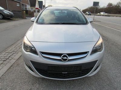 Gebraucht Opel Astra 140 PS (102 kW) 2015 Silber Kombi