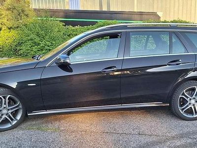Second-hand Mercedes E220 Avantgarde 170 CP (125 kW) 2014 Negru Break