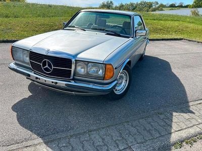 Brugt Mercedes 280 185 HK (136 kW) 1979 Sølv Coupe
