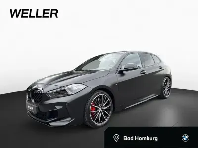 Gebraucht BMW M135 Comfort Edition 306 PS (225 kW) 2023 Alpinweiß (weiß) Kleinwagen