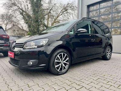 Schwarz Gebraucht 2013 VW Touran Comfortline Van / Kleinbus | 10.980 € (Fairer Preis)