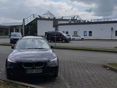BMW 523