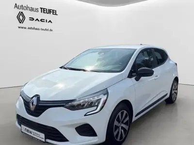 Gebraucht Renault Clio V Equilibre 67 PS (49 kW) 2023 Weiß Limousine