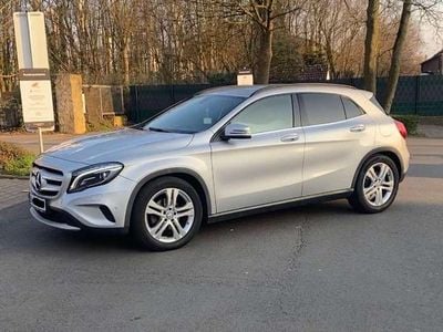 Mercedes GLA200