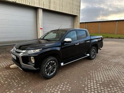 Gebraucht Mitsubishi L200 Top 150 PS (110 kW) 2020 Schwarz Pickup