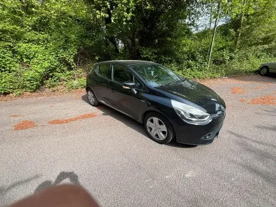 Używany Renault Clio IV 75 KM (55 kW) 2016 Czarny Hatchback