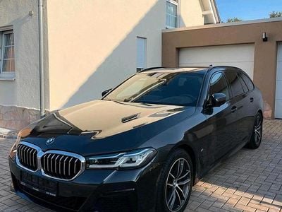 Gebraucht BMW 520 M Sport 190 PS (139 kW) 2021 Grau Kombi