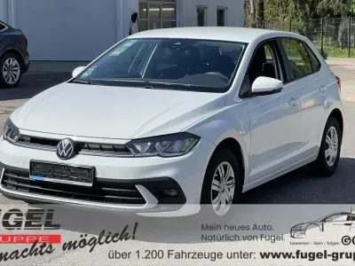 Używany VW Polo Basis 80 KM (58 kW) 2023 Biały Hatchback