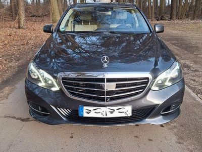 Gebraucht Mercedes E350 258 PS (189 kW) 2014 Grau Limousine