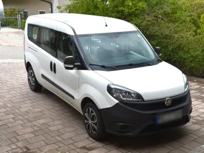 Gebraucht Fiat Doblò 95 PS (69 kW) 2018 Weiß Van / Kleinbus