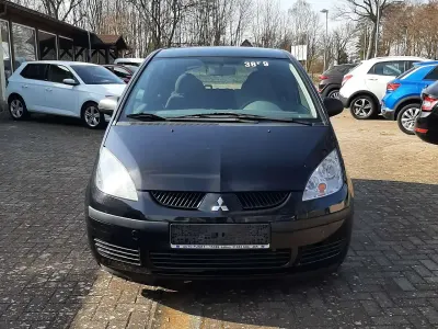 Occasion Mitsubishi Colt Inform 95 PK (69 kW) 2006 Zwart Hatchback