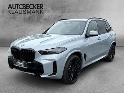 Nuova BMW X5 M Sport 352 CV (258 kW) 2025 Grigio SUV