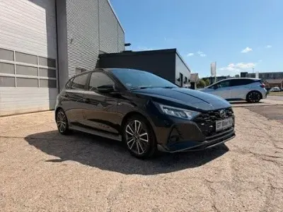 Gebraucht Hyundai i20 N Line 101 PS (74 kW) 2022 Schwarz Kleinwagen