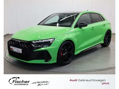 Gebraucht Audi RS3 Sportback Ambiente 400 PS (294 kW) 2026 Kyalamigrün Kleinwagen