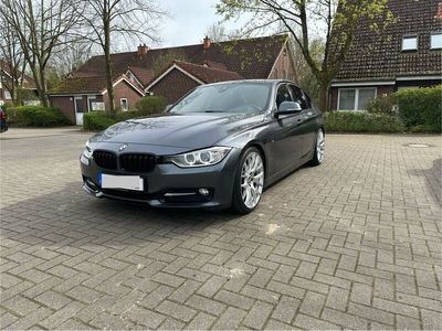 gebraucht BMW 320 d HUD // Navi Prof. // Harman Kardon // 360* Kamera