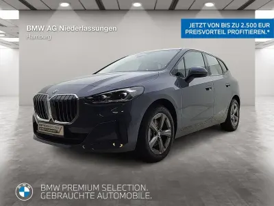 Gebraucht BMW 220 Active Tourer Luxury Line 156 PS (114 kW) 2025 Grau Van / Kleinbus