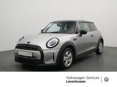 Gebraucht Mini Cooper Essential 136 PS (100 kW) 2023 Melting silver Kleinwagen