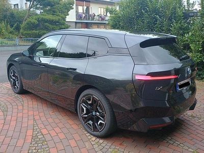 Gebraucht BMW iX Sport Line 455 kW (619 PS) 2023 Grau SUV