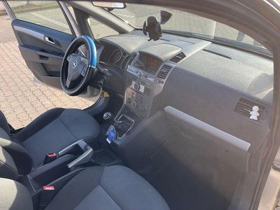 Gebraucht Opel Zafira 105 PS (77 kW) 2007 Grau Van / Kleinbus