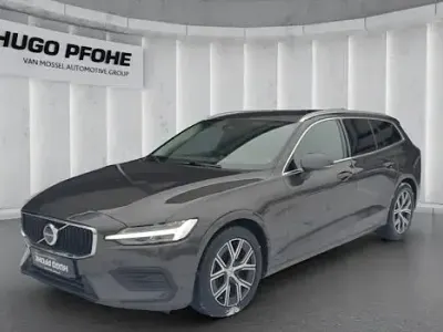 Used Volvo V60 Core 163 HP (119 kW) 2023 Grey Estate