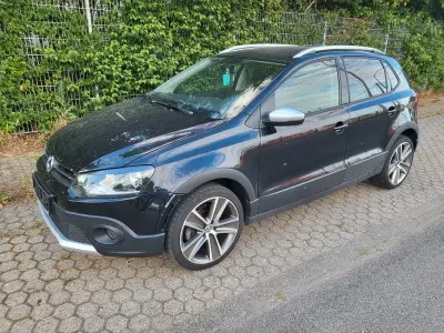 Gebraucht VW Polo Cross 105 PS (77 kW) 2011 Schwarz Kleinwagen