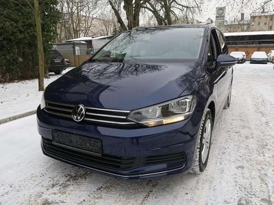 Atlantik blue metallic Gebraucht 2024 VW Touran Move Van / Kleinbus | 33.999 € (Fairer Preis)