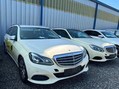 Schwarz Gebraucht 2015 Mercedes E200 Kombi | 7.200 €