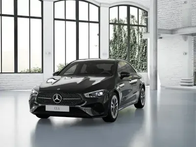 Gebraucht Mercedes CLA200 Progressive 163 PS (119 kW) 2025 Schwarz Coupé