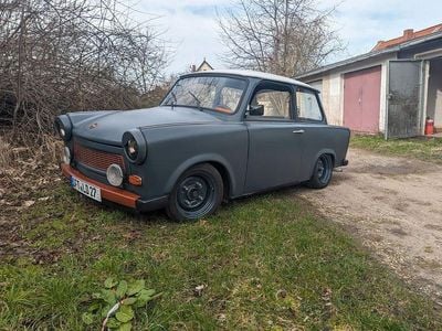 Rot Gebraucht 1987 Trabant 601 Limousine | 4.999 €