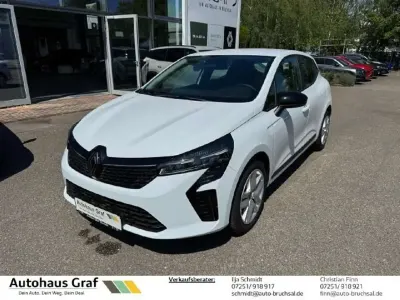 Neu Renault Clio V Evolution 91 PS (66 kW) 2025 Gletscherweiss Limousine