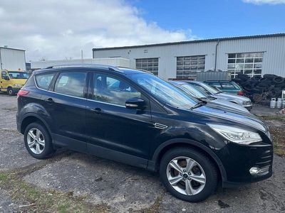 Gebraucht Ford Kuga 163 PS (119 kW) 2013 Schwarz SUV
