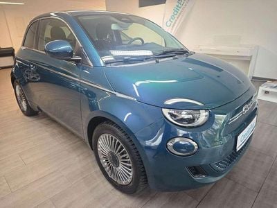 Usata Fiat 500e Basis 86 kW (118 CV) 2023 Blu Utilitaria