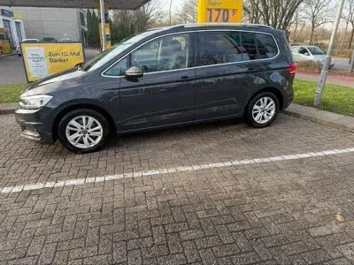 Brugt VW Touran Highline 150 HK (110 kW) 2021 Sort MPV