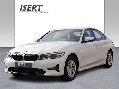 gebraucht BMW 320 i Lim. Sport Line A.+AHK+LED+HiFi+RFK+DAB