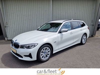 BMW 330e