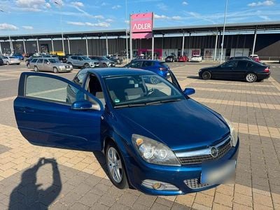Opel Astra GTC