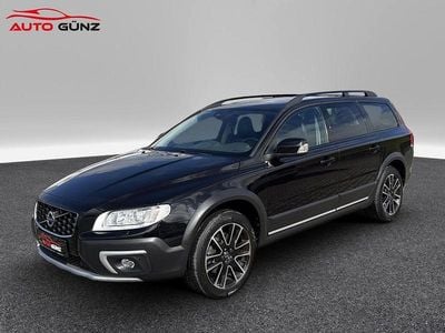 Gebraucht Volvo XC70 Linje Svart 220 PS (161 kW) 2016 Onyx black Kombi