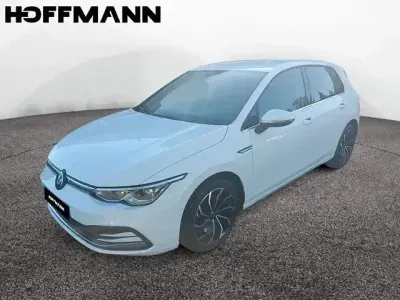 Gebraucht VW Golf VIII Style 190 PS (139 kW) 2023 Weiß Limousine