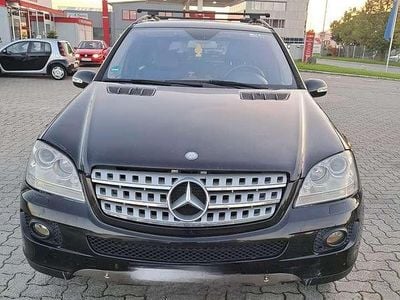 Gebraucht 2007 Mercedes ML420 Edition 1 SUV | 7.500 € (Teuer)