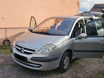 Citroën C8