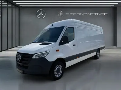 Gebraucht Mercedes Sprinter 170 PS (125 kW) 2025 Weiß Van