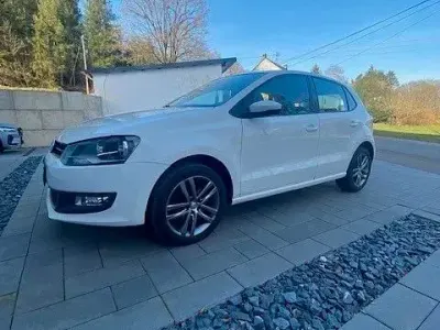 Gebraucht VW Polo Highline 105 PS (77 kW) 2012 Weiß Kleinwagen