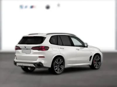 Neu BMW X5 M Sport Line 352 PS (258 kW) 2026 Weiß metallic SUV