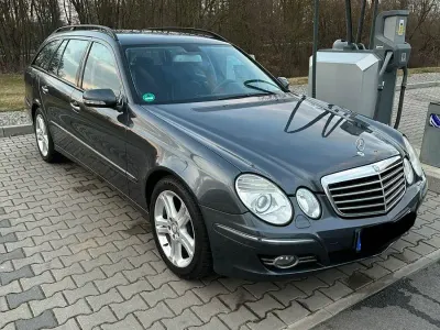 Gebraucht Mercedes E200 Avantgarde 184 PS (135 kW) 2007 Grau Kombi