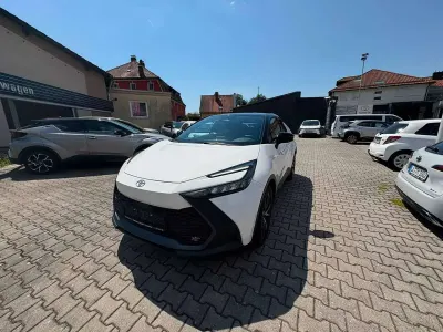 Gebraucht Toyota C-HR 98 PS (72 kW) 2025 Silber SUV