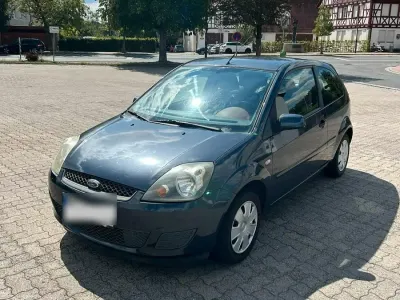 Gebraucht Ford Fiesta 80 PS (58 kW) 2008 Schwarz Kleinwagen