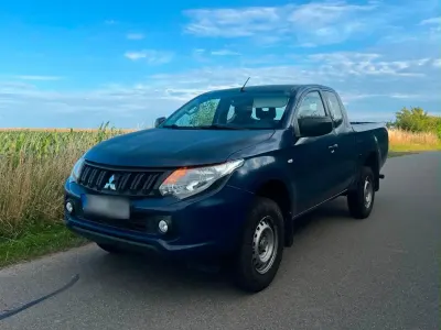Gebraucht Mitsubishi L200 154 PS (113 kW) 2016 Weiß Pickup